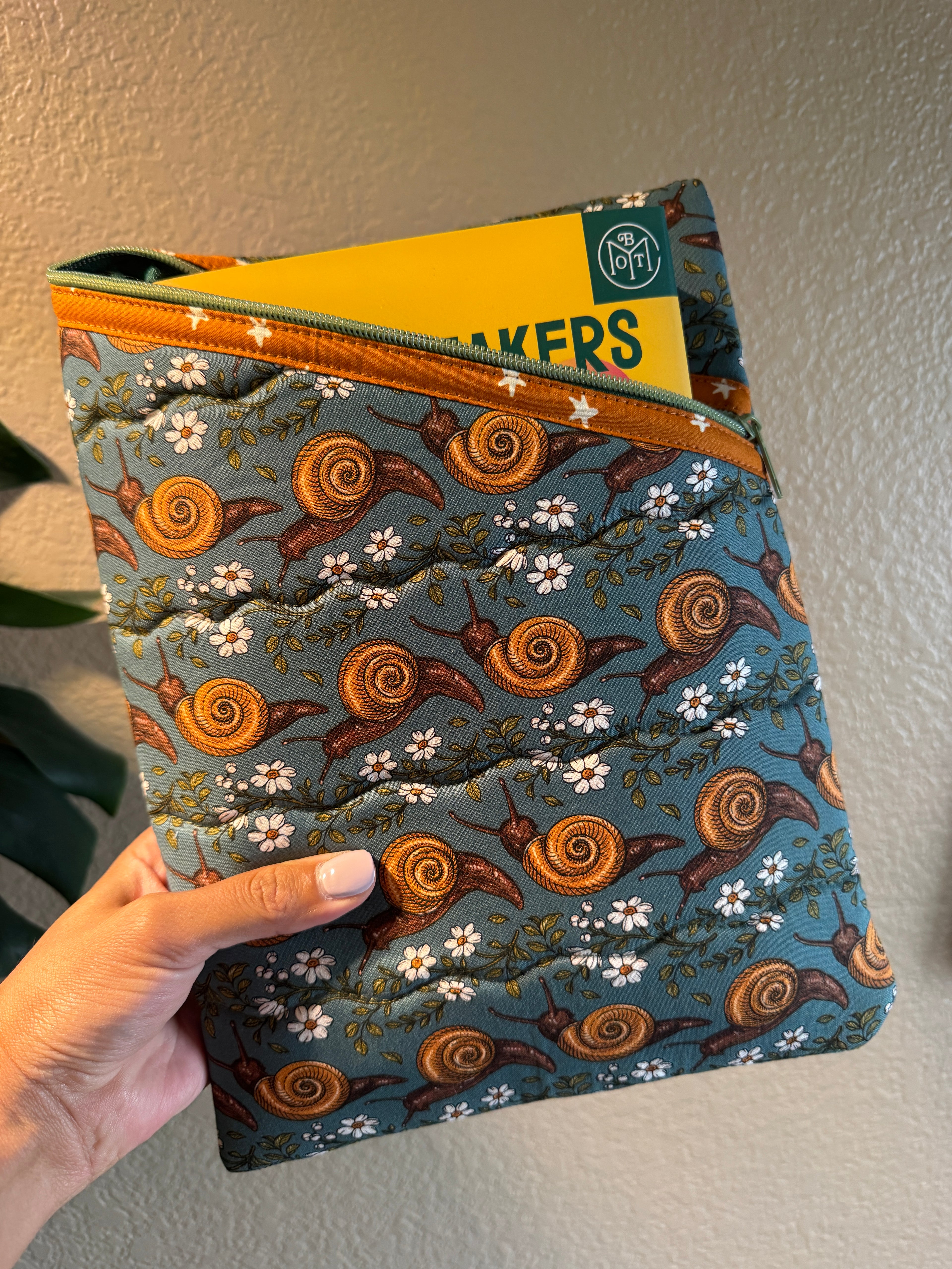 Snail Mail Hardcover/Tablet Sleeve